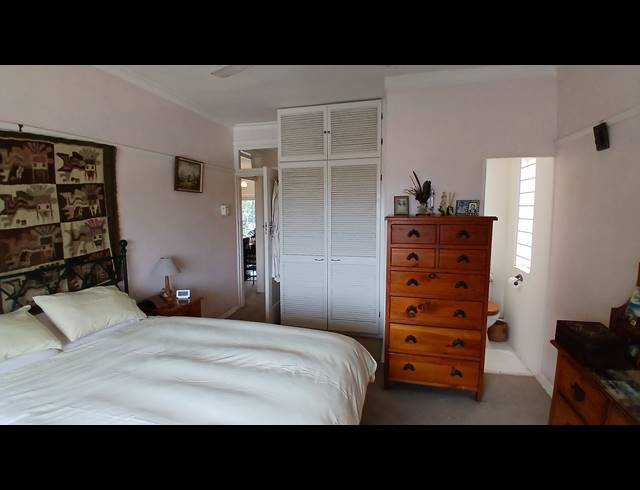 2 BEDROOM APARTMENT FOR SALE IN ESSENWOOD